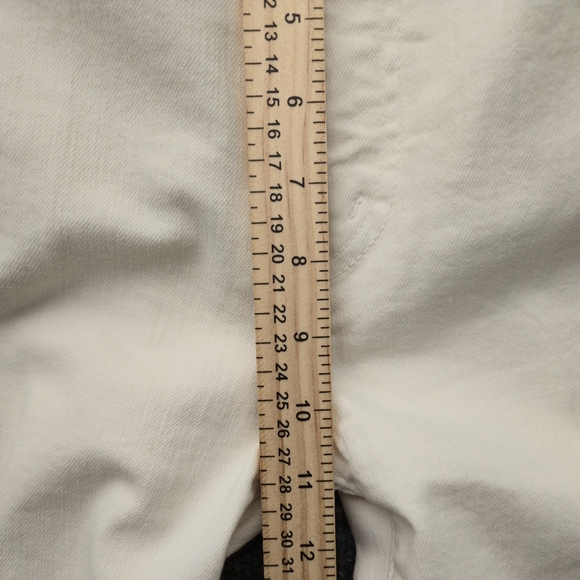 Mother High Waisted Weekender Skimp Flares, Antique White, Size 28 - Picture 15 of 15